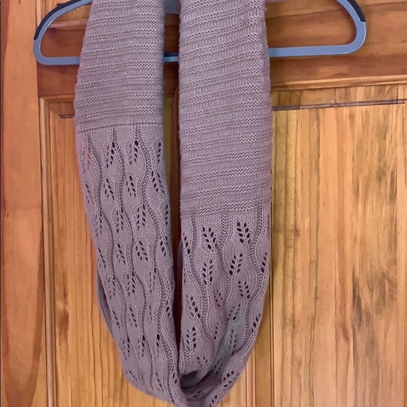 Infinity Scarf - Picture 4 of 4